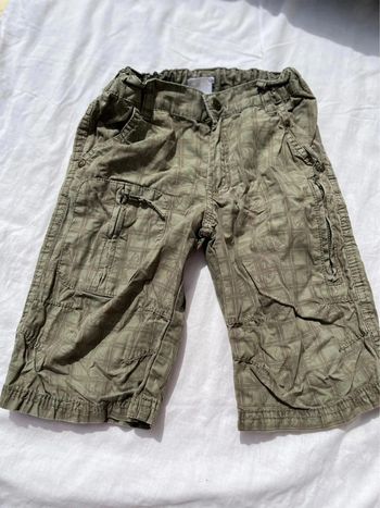 Bermuda kaki à carreau taille 5 ans 110cm