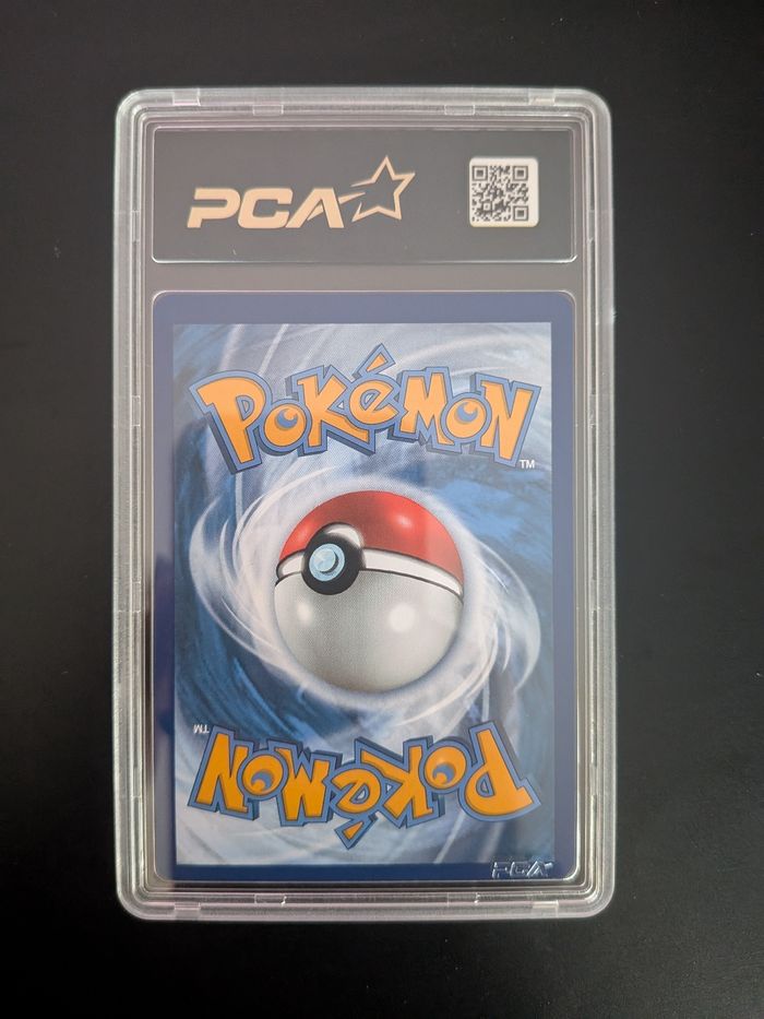 Carte Pokémon Pikachu VMax Promo SWSH286 FR Gradée PCA 9,5 - photo numéro 2
