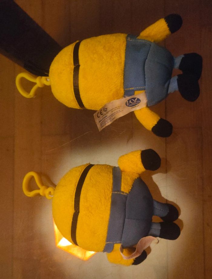 Lot de 2 porte-clés Minions peluche - photo numéro 2