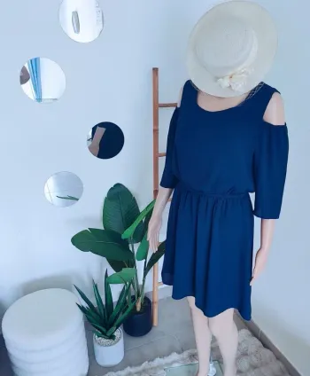 💎 Robe épaules dénudées bleu marine • 36/38 • It Hippie • très bon état 💎