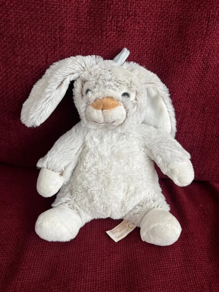 Peluche doudou lapin