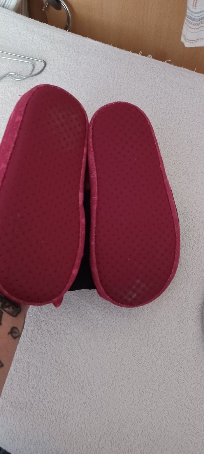 2 paires de Chaussons fille Pointure 29 - photo numéro 4