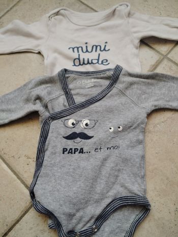 Lot 2 bodies 3 mois