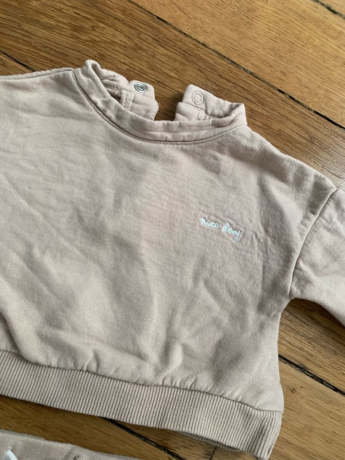 Ensemble Sweat Kiabi beige 1 mois - photo numéro 2