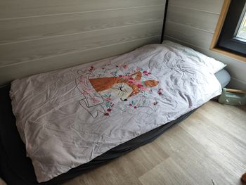 Ensemble linge de lit bébé motifs biche et liberty
