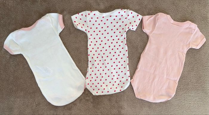 Lot de 3 bodies 3 mois Petit Bateau - photo numéro 10