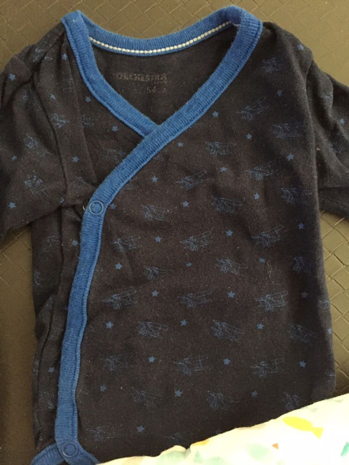 Lot body 3 mois - photo numéro 4