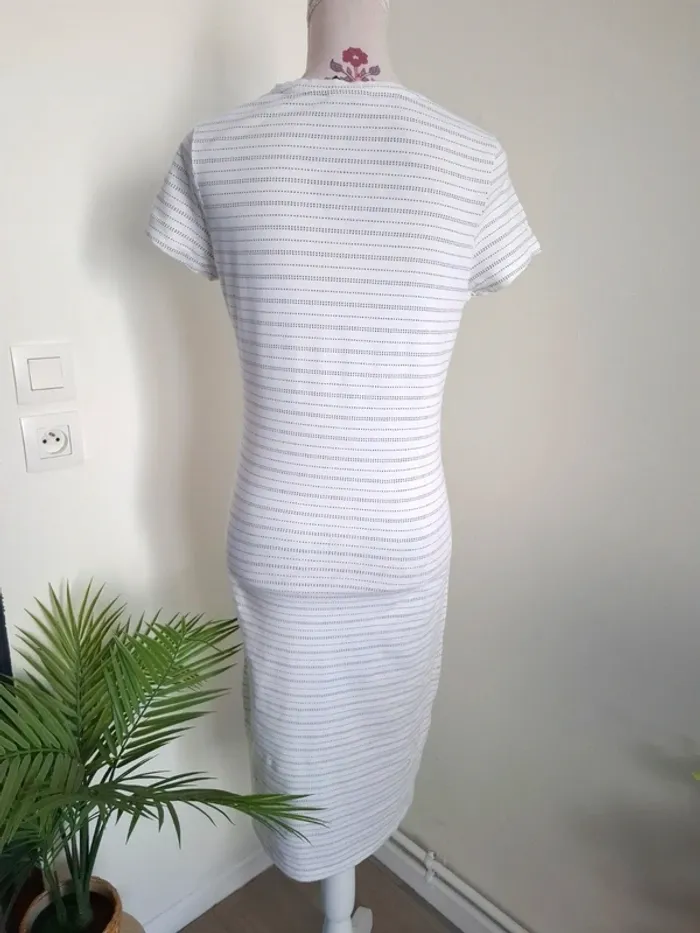 Robe Atmosphère / Taille 42 - photo numéro 3