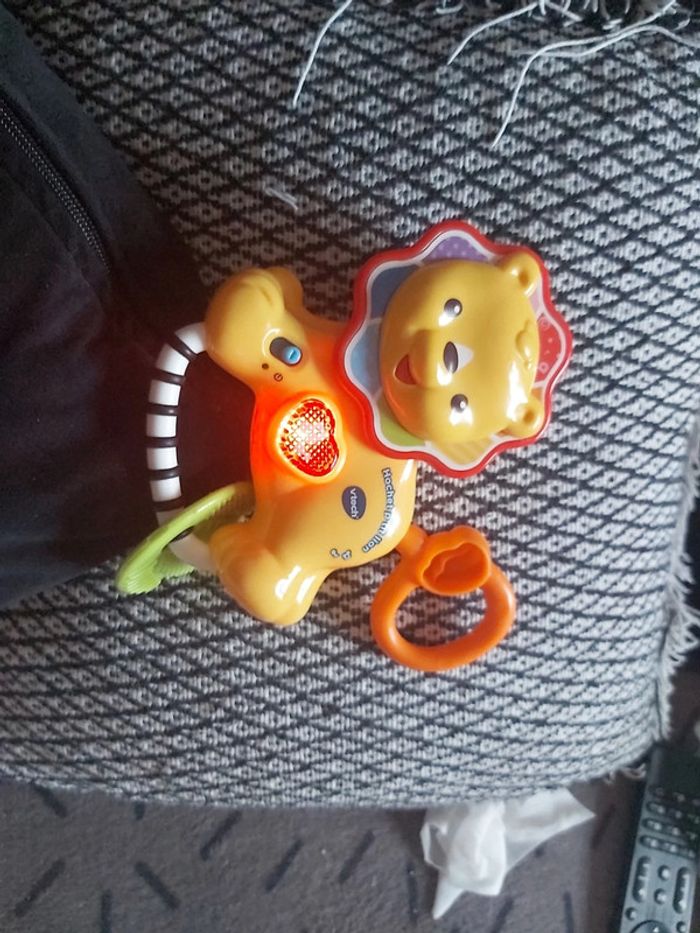 Hochet petit lion vtech des 3mois - photo numéro 3