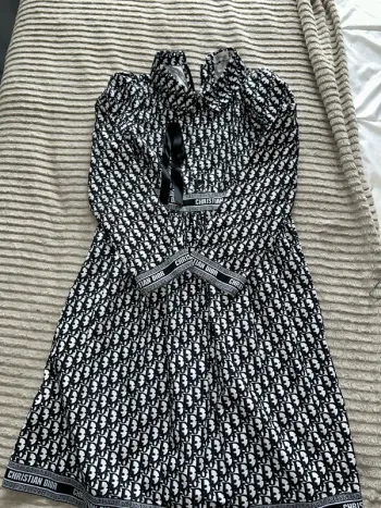 Robe courte