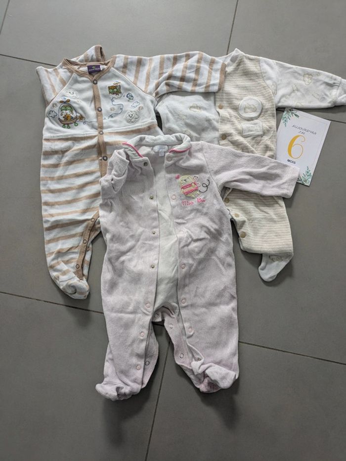 Lot 6 pyjamas 6 mois - photo numéro 3
