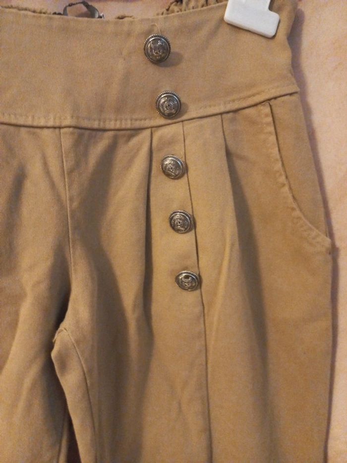 Joli pantalon - photo numéro 2