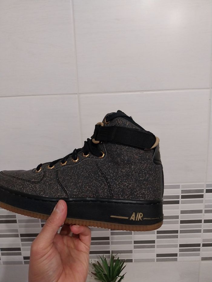 Baskets Nike Air force taille 38.5 - photo numéro 3