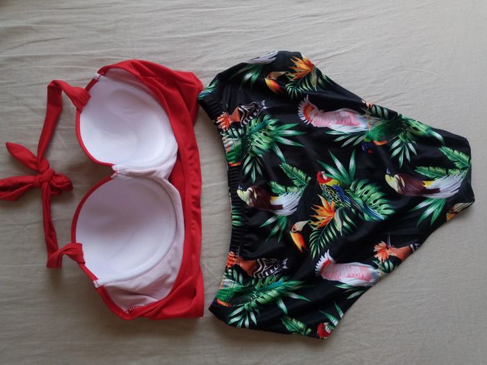 Maillot de bain deux pièces exotique - photo numéro 7