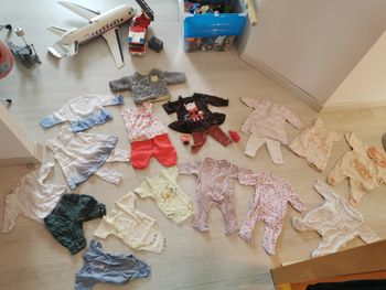 Lot vêtements 1 mois filles  22 pièces