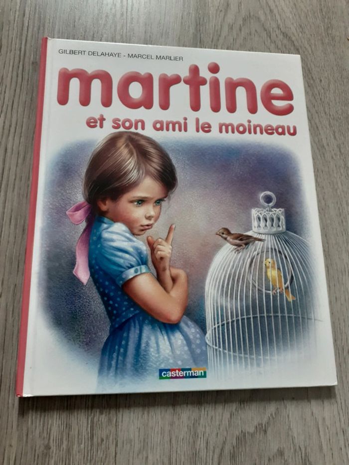 Martine et son ami le moineau
