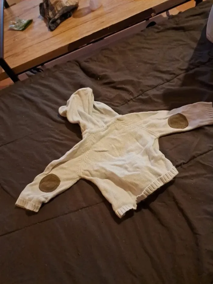 Gilets ( 6mois ) - photo numéro 2