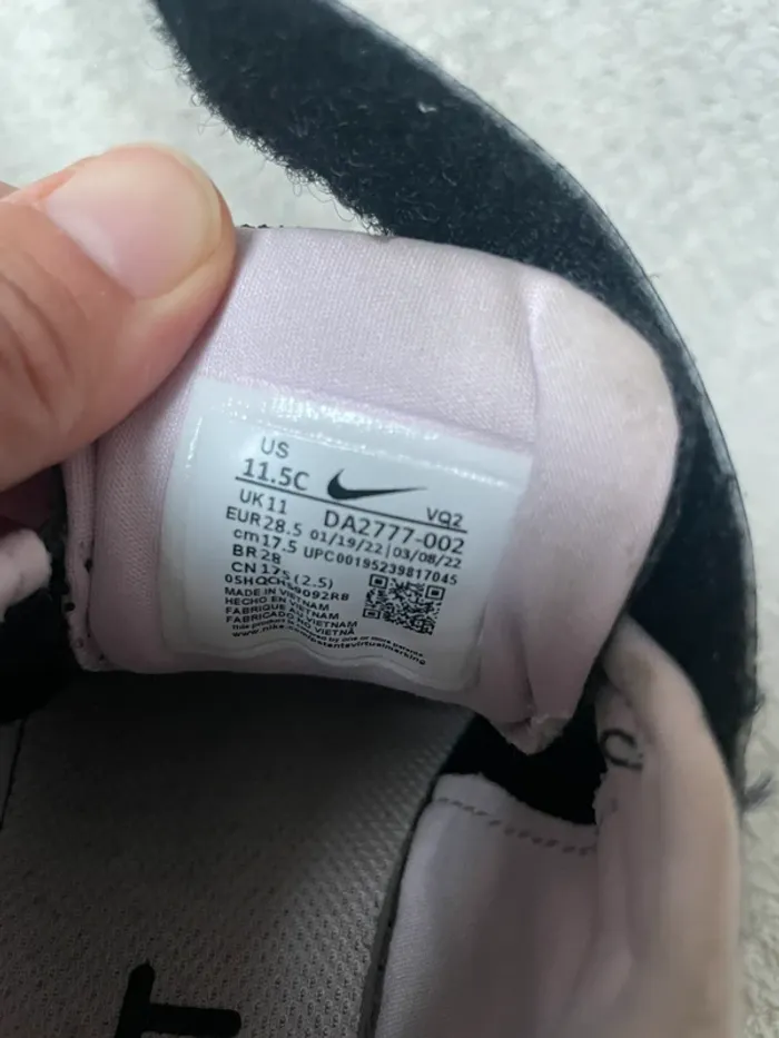 Baskets running Nike fille 28.5 - photo numéro 7