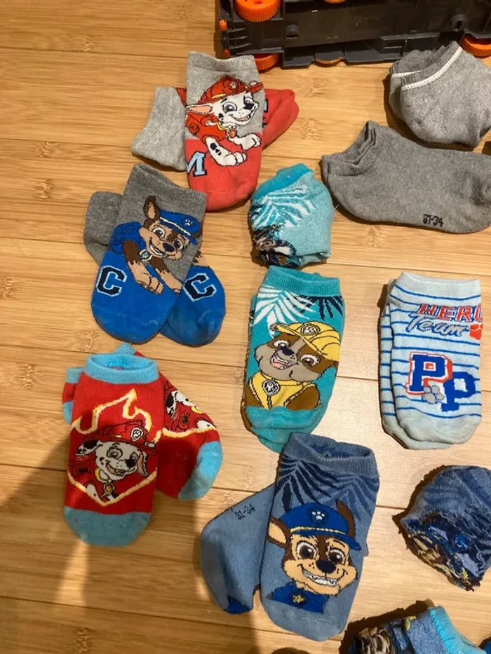 P31/34 - 25 Paires de chaussettes modèle socquette - photo numéro 4