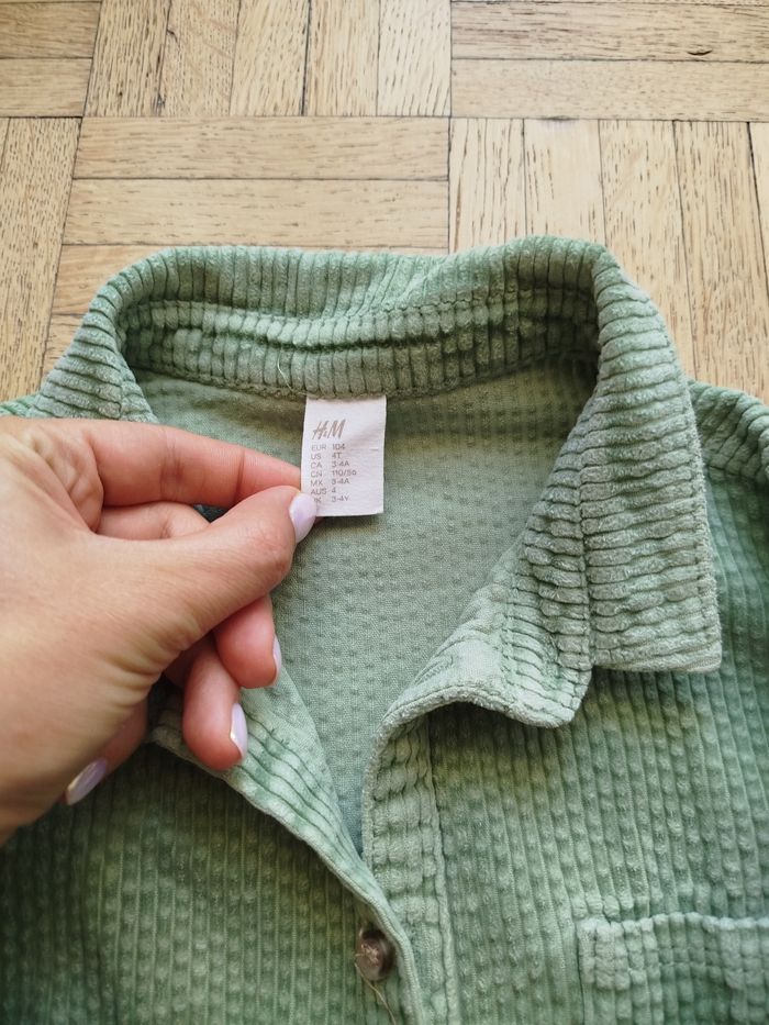 Surchemise en velours garçon Zara 4 ans excellent état - photo numéro 3