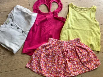 Lot vêtements été jupe/haut a bretelles + gilet 3 ans Vertbaudet