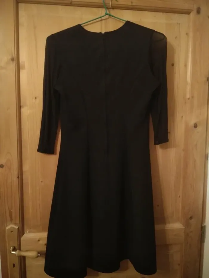 Petite Robe Noire Femme Cintrée - photo numéro 6