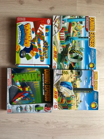 Lot Domino Express