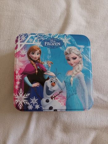 Boîte carré disney