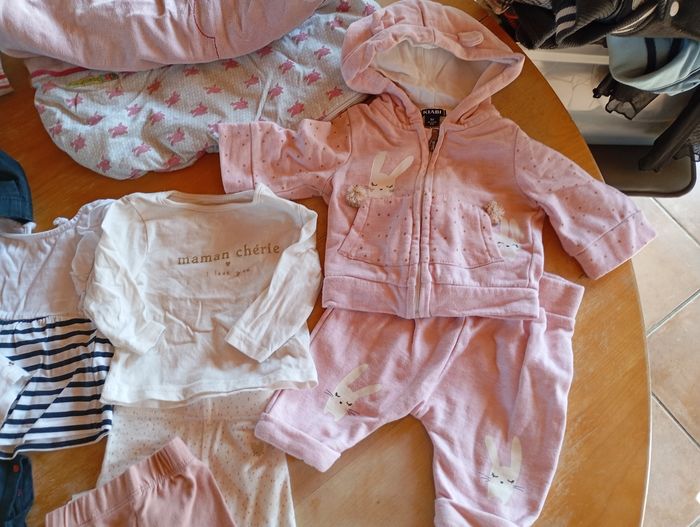 Lot vêtements bébé - photo numéro 3