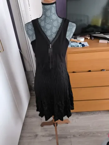 Robe noir taille 1