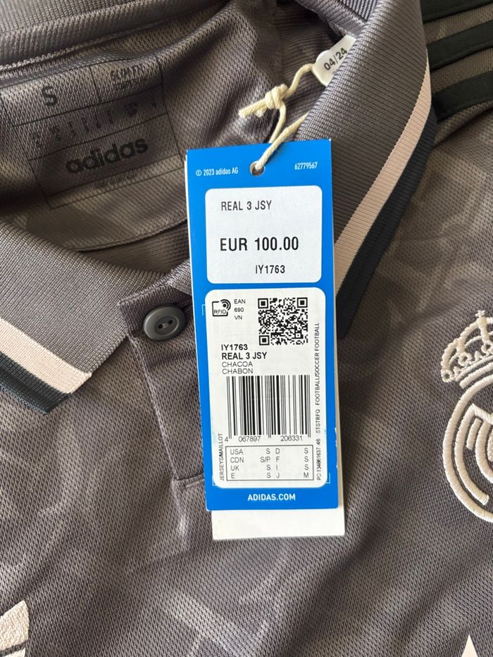 Maillot Real Madrid 2024/2025 - Édition Third (Gris/Charbon) - Neuf avec étiquette - photo numéro 7