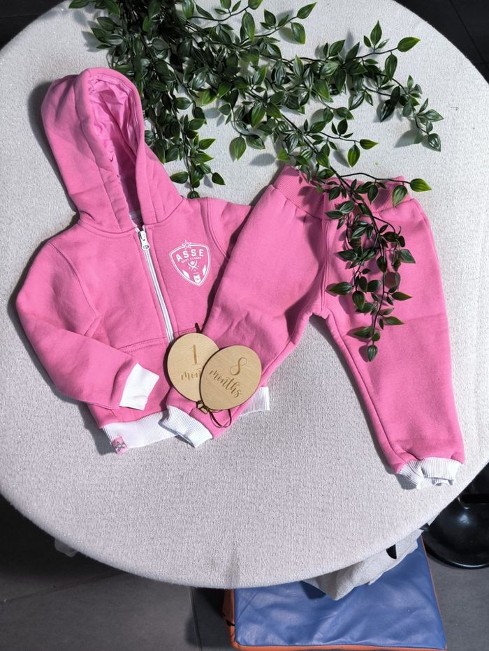 🩷 Ensemble ASSE rose bébé (18 mois) 🩷 - photo numéro 2