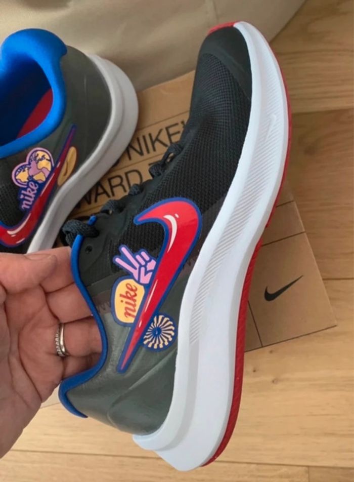 Sneakers Nike taille 36,5 - photo numéro 3
