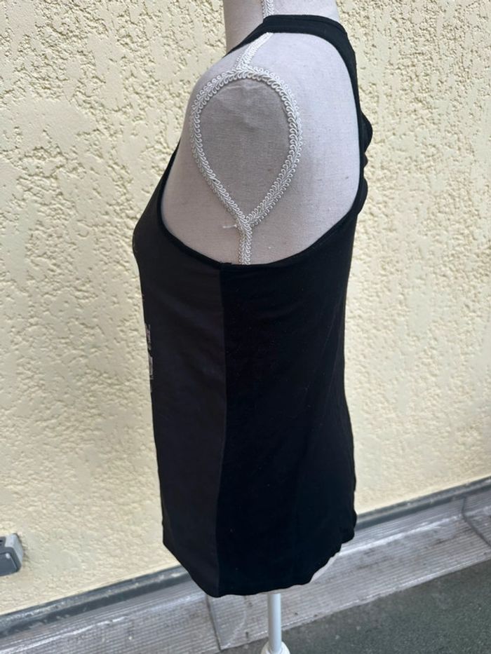 🌸 Débardeur noir fleuri – Jennyfer – Taille S 🌸 - photo numéro 4