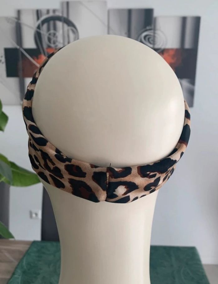 Bandeau cheveux tendance imprimé léopard - photo numéro 3