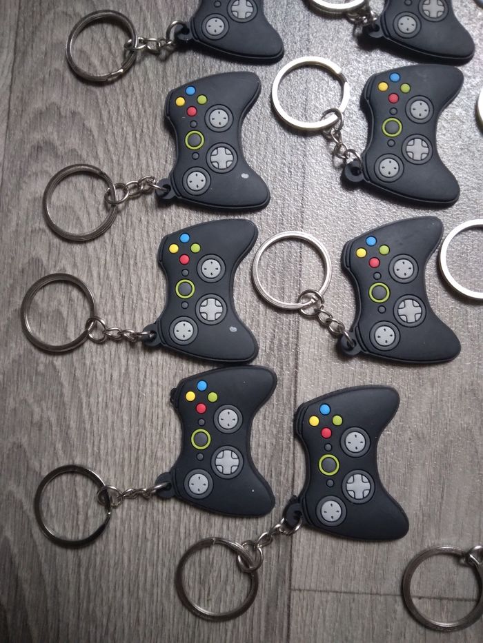 Lot porte clé manette - photo numéro 2