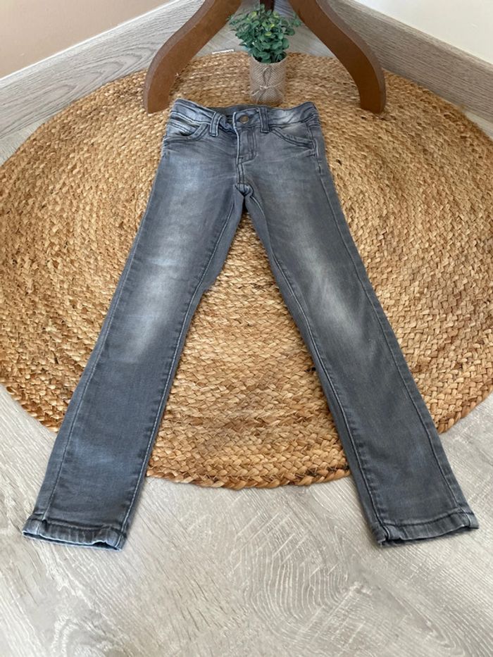 Jeans garçon 5 ans - photo numéro 3