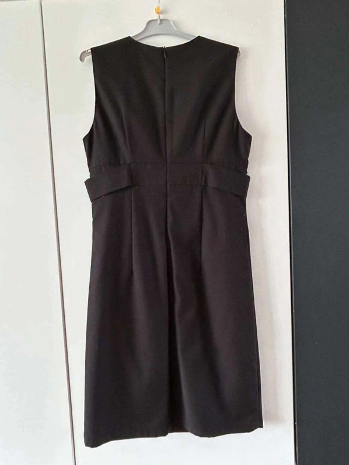 Robe noire  originale  T40/42 - photo numéro 2