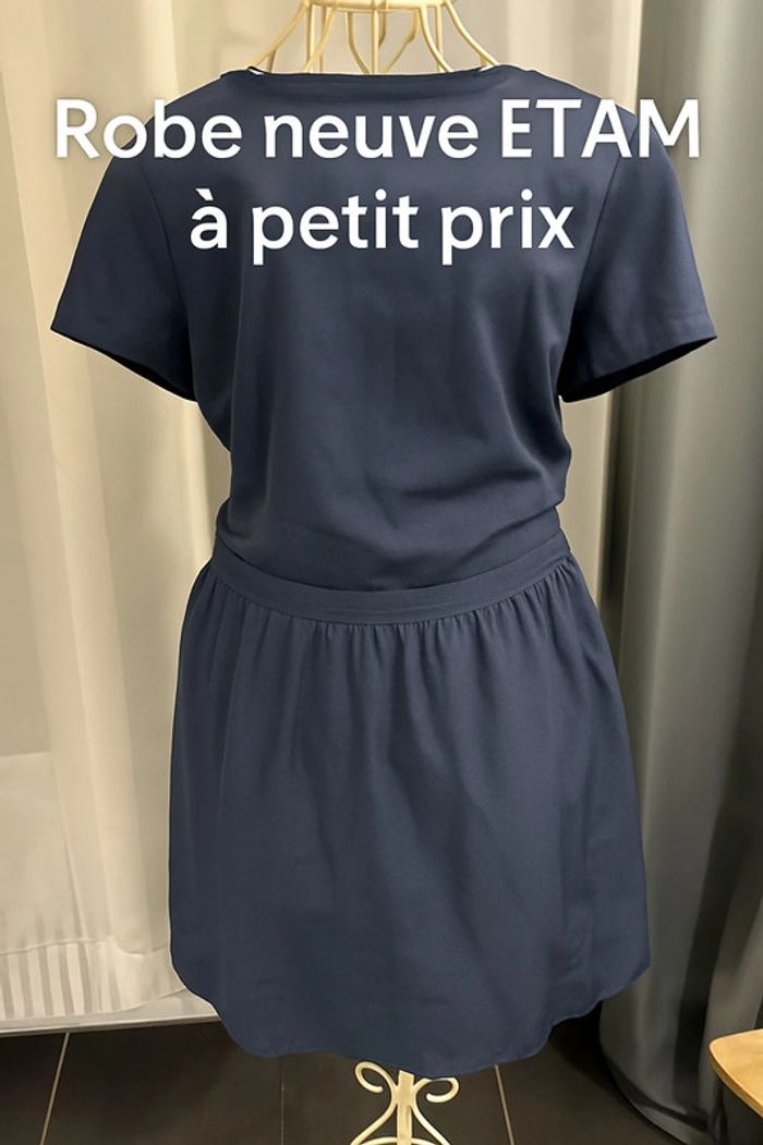 Robe neuve avec étiquette - taille 40 - ETAM - photo numéro 2