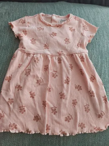 Robe Kiabi 18 mois excellent état