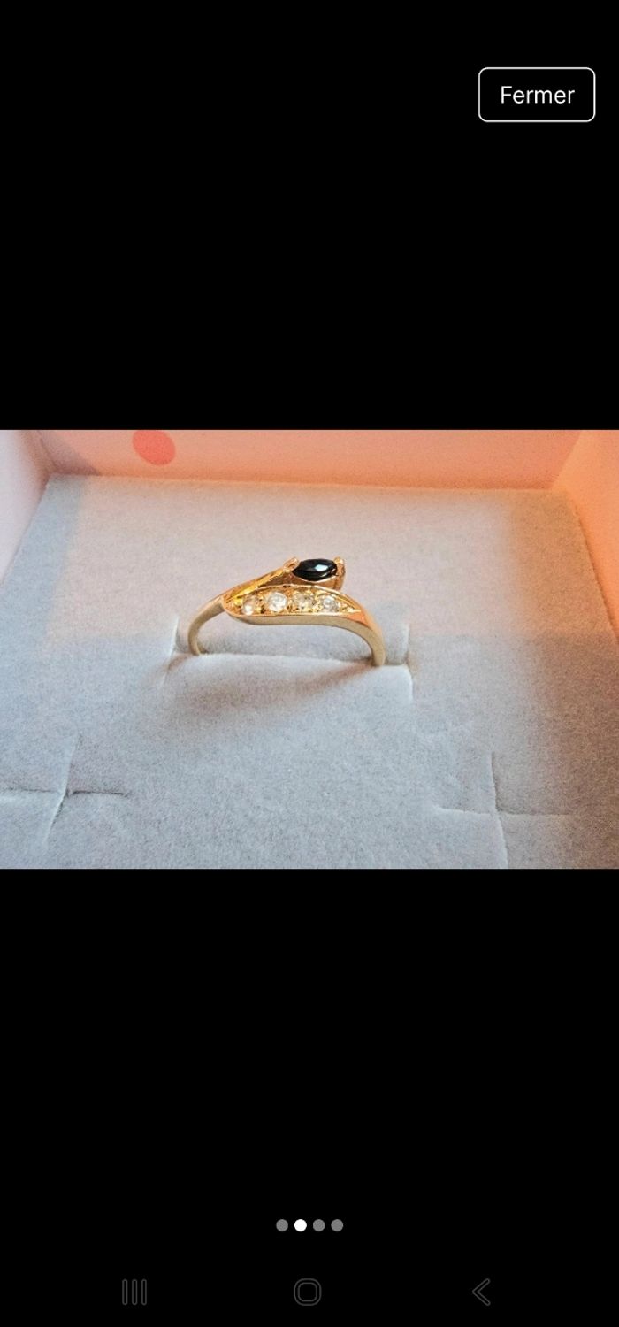 Superbe bague plaqué or certi de pierre - photo numéro 3