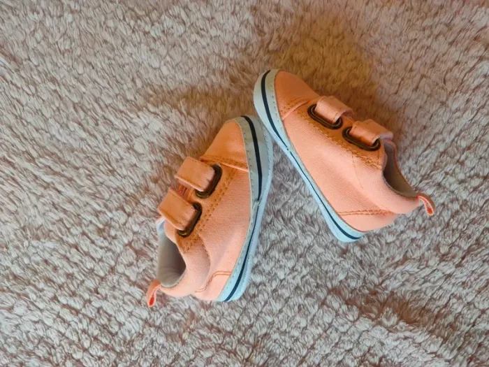 Chaussons Tape à l'oeil 3-6 mois - photo numéro 2