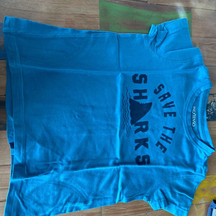 Tee-shirts 4 ans requin - photo numéro 2