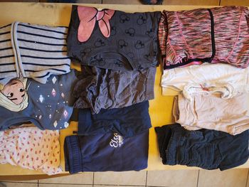 Lot vetement taille 4 ans