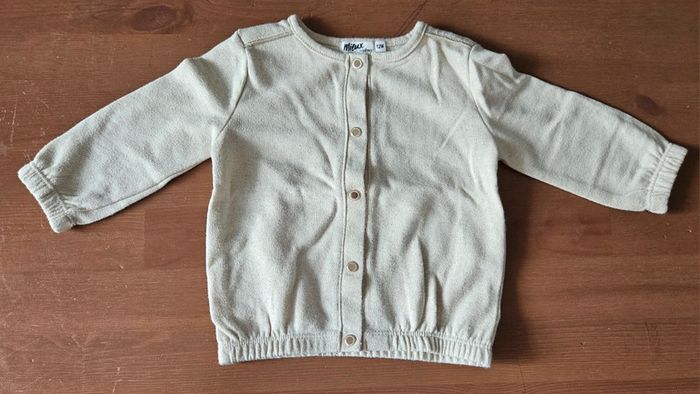 Lot gilets 12 mois - photo numéro 12