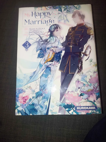 Lot des 3 premier tomes de "My happy marriage" Très bon état
