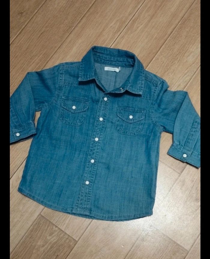 Chemise bébé en jean léger