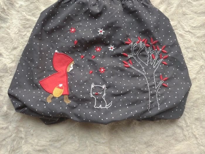 Robe boule doublée Fille 3 mois petit chaperon rouge et le chat - photo numéro 4