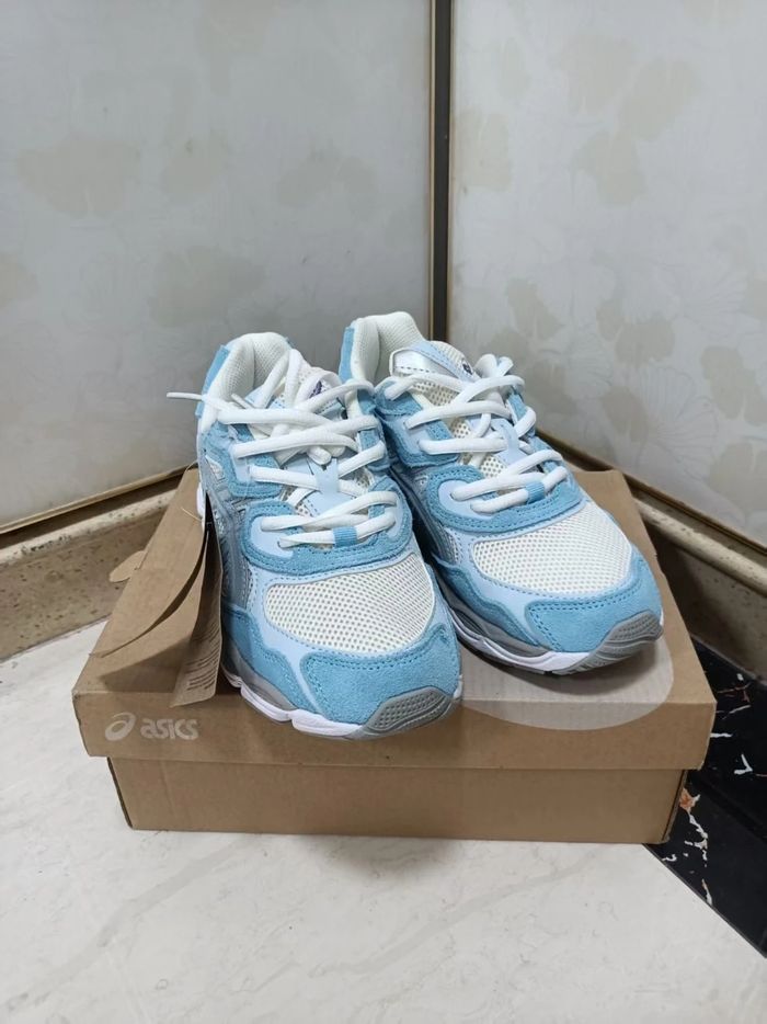 ASICS Gel-NYC Cream Arctic Sky Taille 39.5 - photo numéro 4