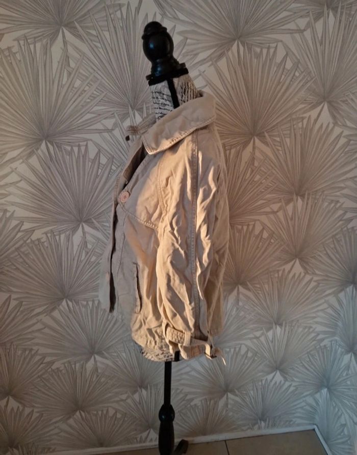 Jolie veste Bizzbee taille 40 - photo numéro 3